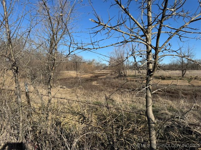 20850 N 3946 Road, Bartlesville, OK 74003