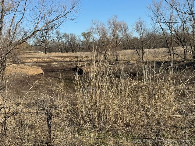 20850 N 3946 Road, Bartlesville, OK 74003