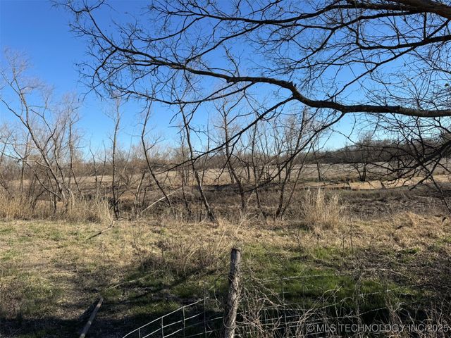 20850 N 3946 Road, Bartlesville, OK 74003