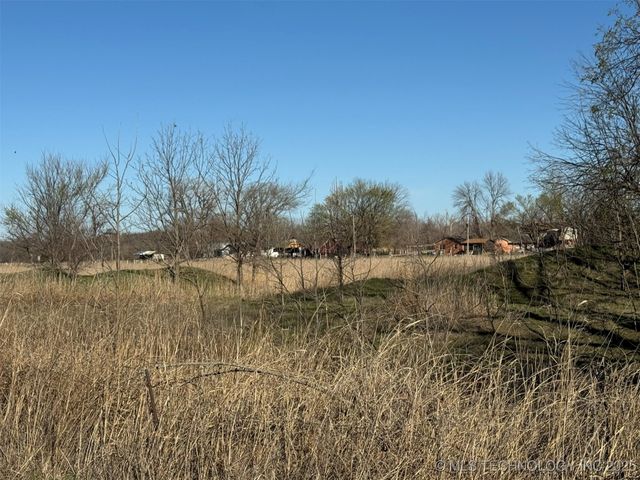20850 N 3946 Road, Bartlesville, OK 74003