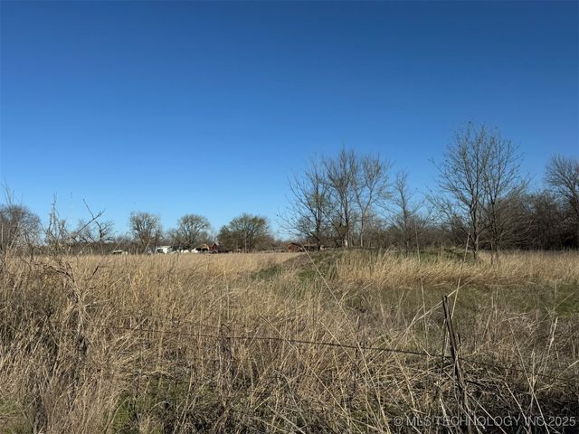 20850 N 3946 Road, Bartlesville, OK 74003