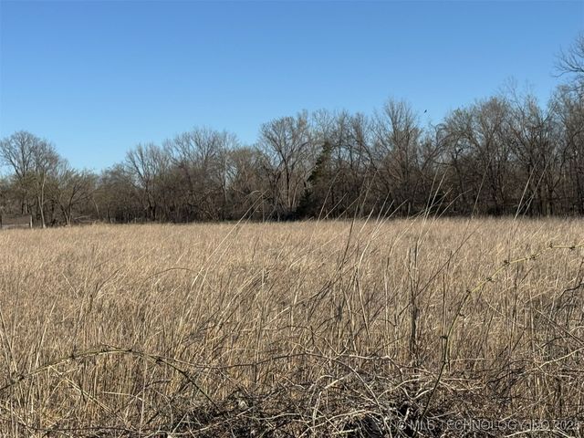 20850 N 3946 Road, Bartlesville, OK 74003