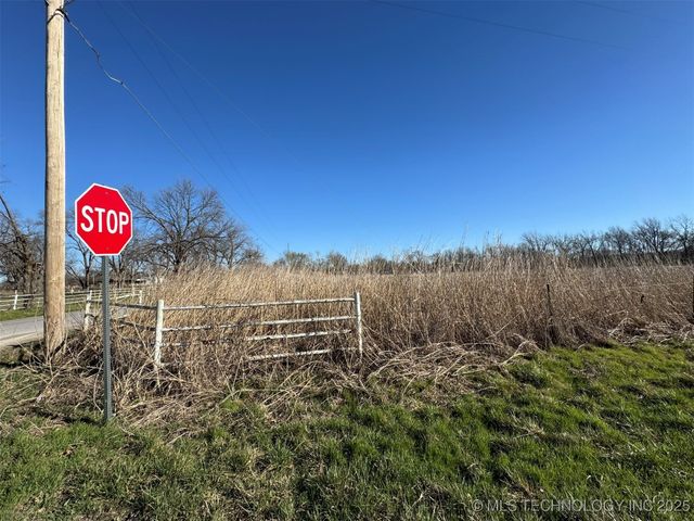 20850 N 3946 Road, Bartlesville, OK 74003