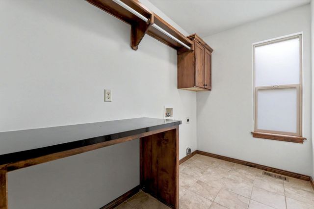 4403 N Cimarron St, Wichita, KS 67205
