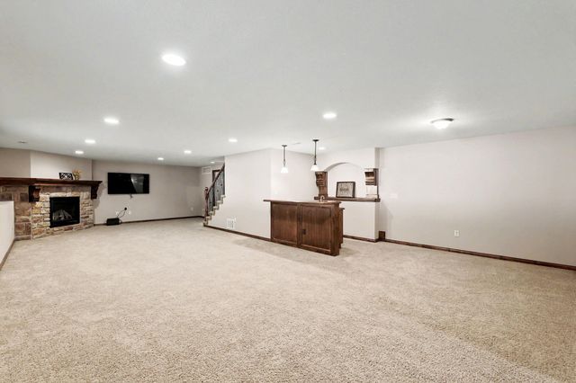 4403 N Cimarron St, Wichita, KS 67205
