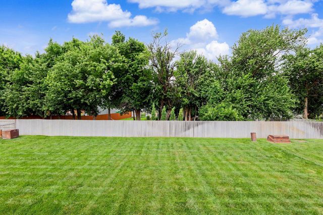 4403 N Cimarron St, Wichita, KS 67205