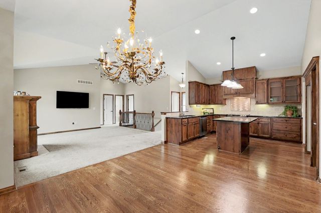 4403 N Cimarron St, Wichita, KS 67205