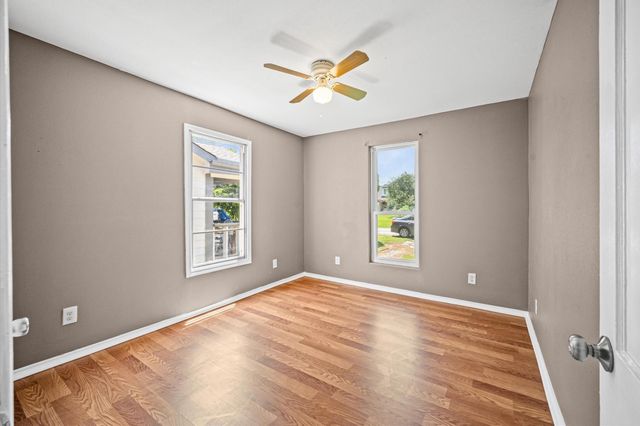 10621 Lane Street, Houston, TX 77029