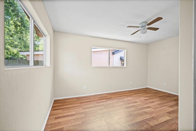 10621 Lane Street, Houston, TX 77029