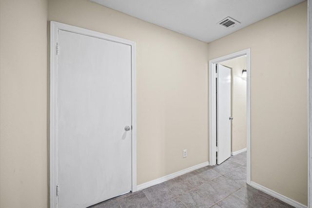 10621 Lane Street, Houston, TX 77029