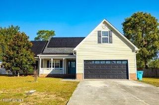 111 Harvest Moon Drive, Richlands, NC 28574
