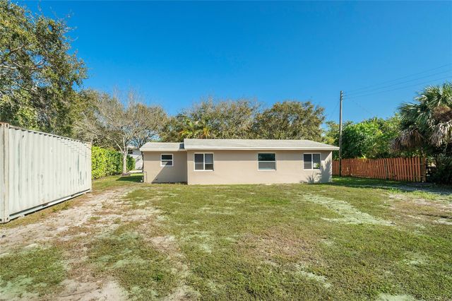 1634 NE 3rd Avenue, Delray Beach, FL 33444