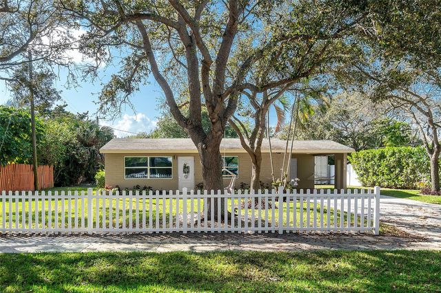 1634 NE 3rd Avenue, Delray Beach, FL 33444