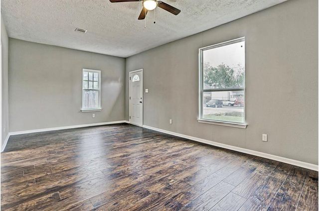 4137 Galesburg Street, Houston, TX 77051