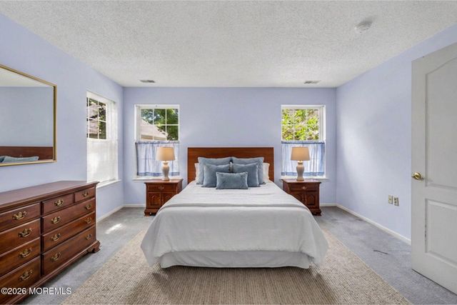 2 Taylor Lane, Jackson, NJ 08527