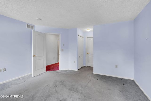2 Taylor Lane, Jackson, NJ 08527