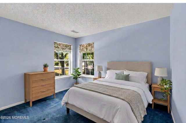 2 Taylor Lane, Jackson, NJ 08527