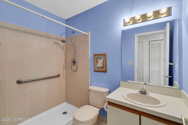 2 Taylor Lane, Jackson, NJ 08527