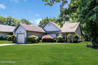 2 Taylor Lane, Jackson, NJ 08527