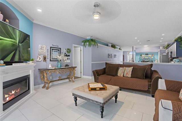 2424 STONE CROSS CIRCLE, Orlando, FL 32828