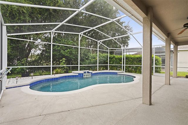 2424 STONE CROSS CIRCLE, Orlando, FL 32828