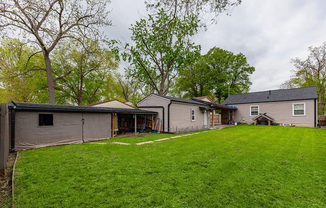 1345 E 16th Street, Des Moines, IA 50316