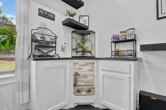 1150 Stone Crest Drive, Edmond, OK 73034