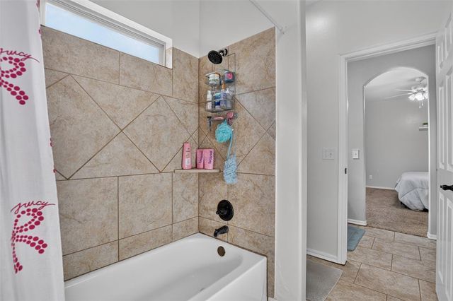 1150 Stone Crest Drive, Edmond, OK 73034