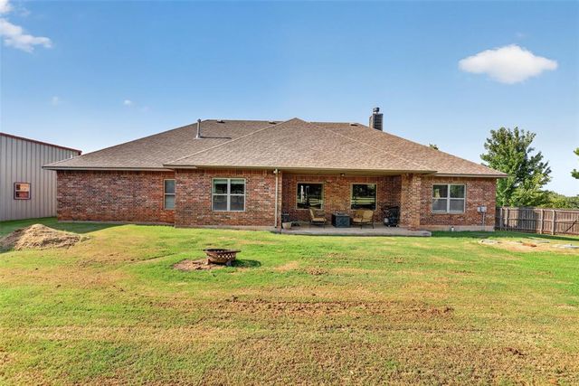 1150 Stone Crest Drive, Edmond, OK 73034