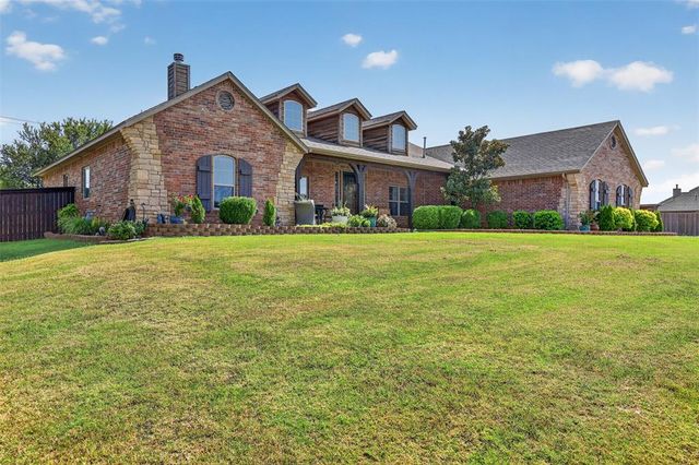 1150 Stone Crest Drive, Edmond, OK 73034