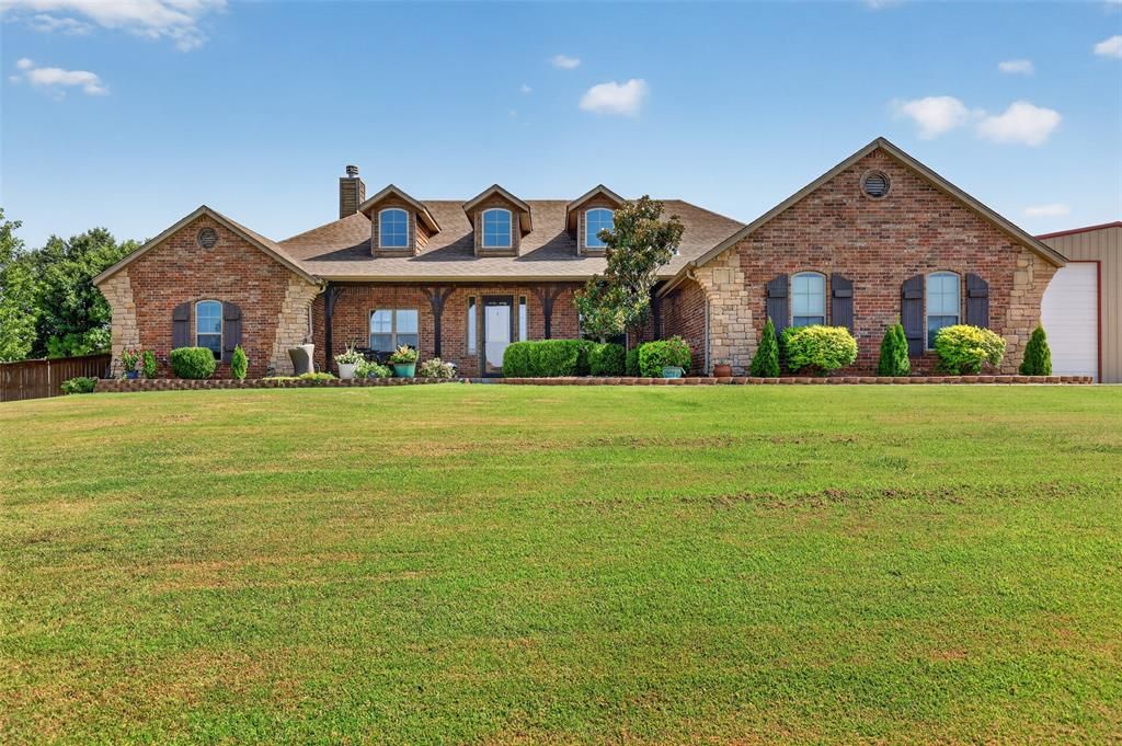 1150 Stone Crest Drive, Edmond, OK 73034