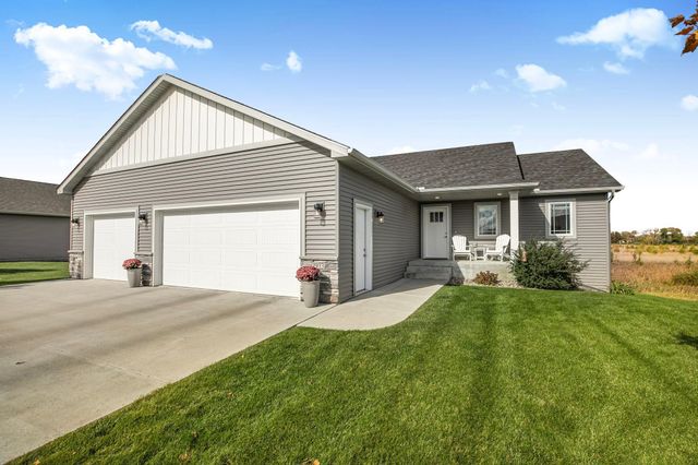 1933 38th Street S, Saint Cloud, MN 56301