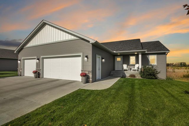 1933 38th Street S, Saint Cloud, MN 56301