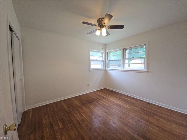 100 Prince James DR, Hampton, VA 23669