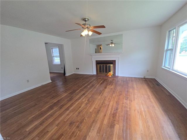 100 Prince James DR, Hampton, VA 23669