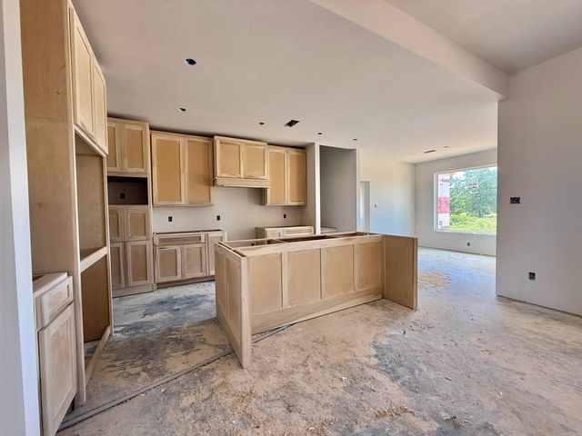 4015 Creek Top, Bauxite, AR 72011