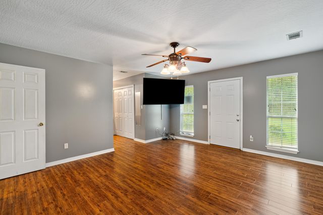 330 Boggy Hollow, Purvis, MS 39475
