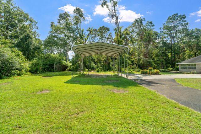 330 Boggy Hollow, Purvis, MS 39475