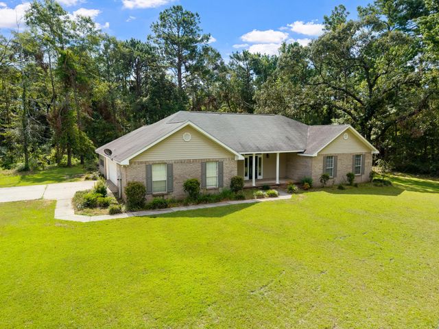 330 Boggy Hollow, Purvis, MS 39475