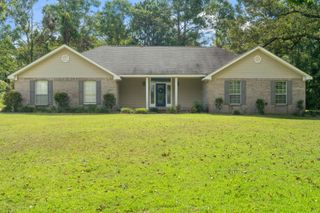 330 Boggy Hollow, Purvis, MS 39475