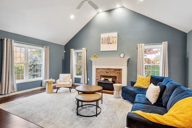 46 Still Water Heights, West Boylston, MA 01583