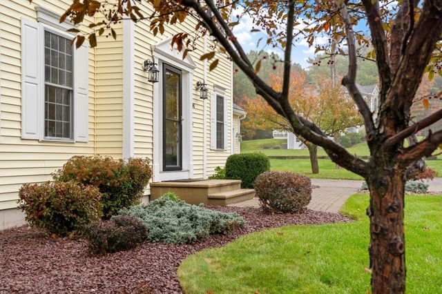 46 Still Water Heights, West Boylston, MA 01583