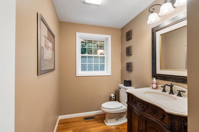 46 Still Water Heights, West Boylston, MA 01583