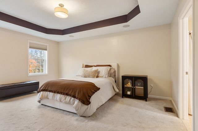 46 Still Water Heights, West Boylston, MA 01583