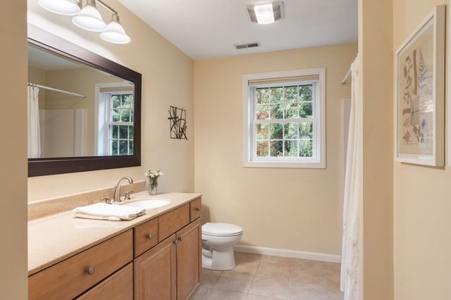 46 Still Water Heights, West Boylston, MA 01583