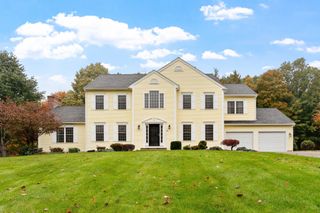 46 Still Water Heights, West Boylston, MA 01583