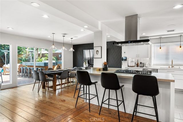 7454 Sausalito Avenue, West Hills, CA 91307