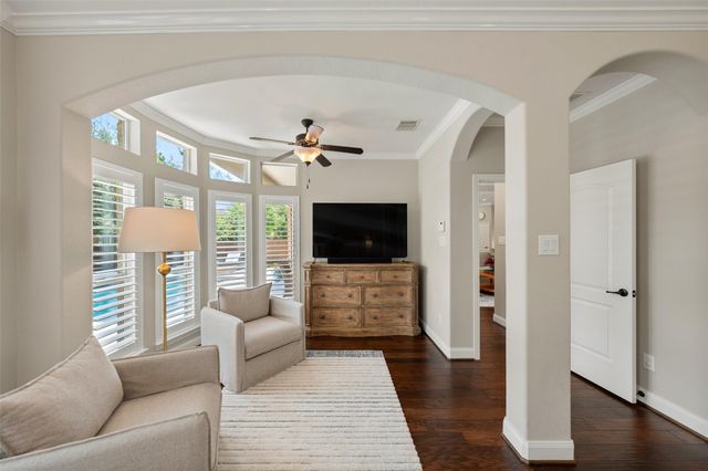 127 E Canyon Wren Circle, Spring, TX 77389