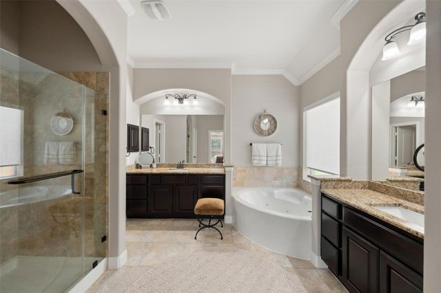127 E Canyon Wren Circle, Spring, TX 77389