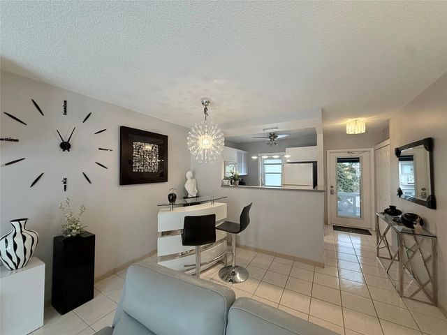 5171 W Oakland Park Boulevard 312, Lauderdale Lakes, FL 33313